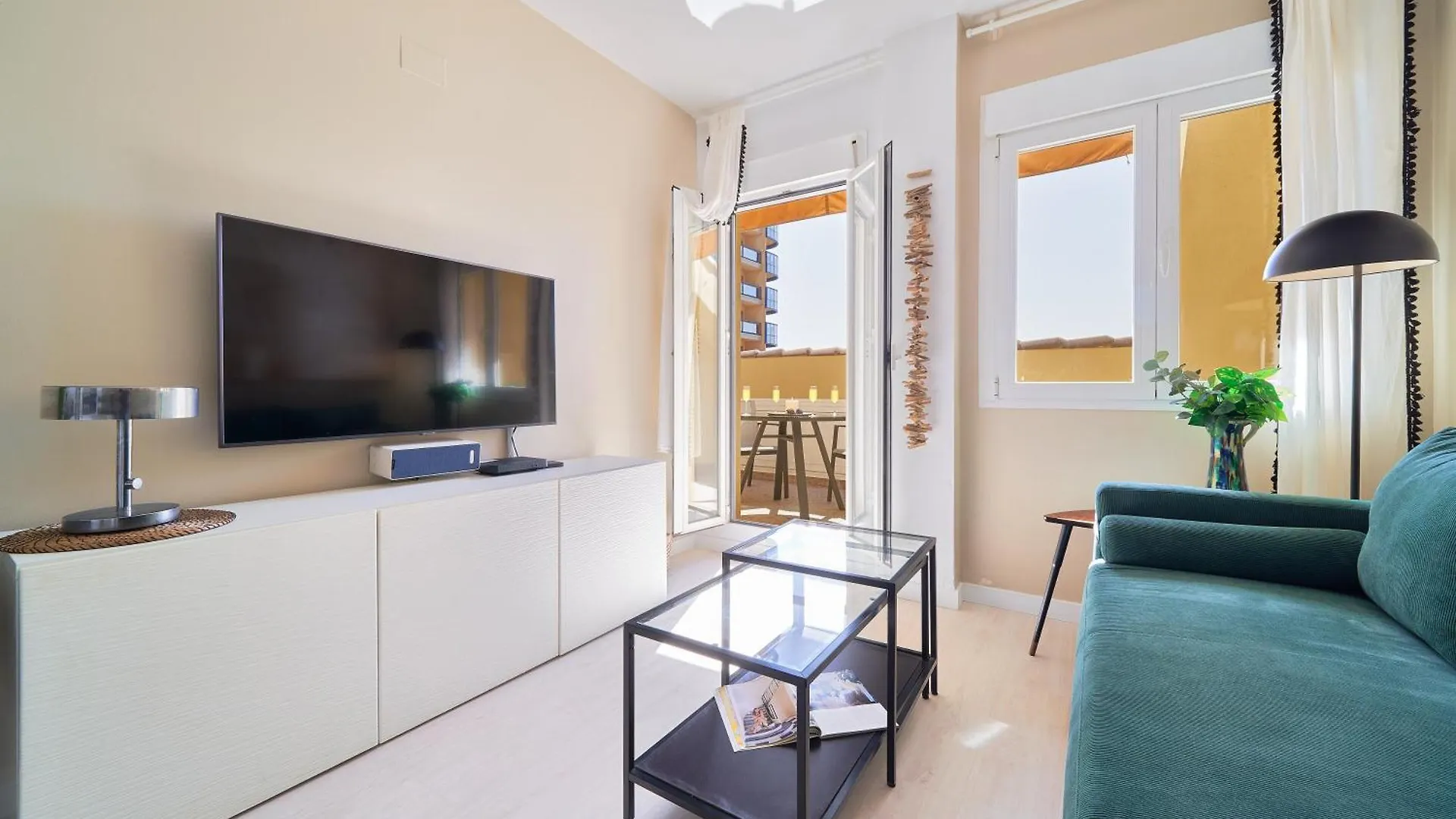 Perfect Beach Location With Roof Terrace Fuengirola Apartment