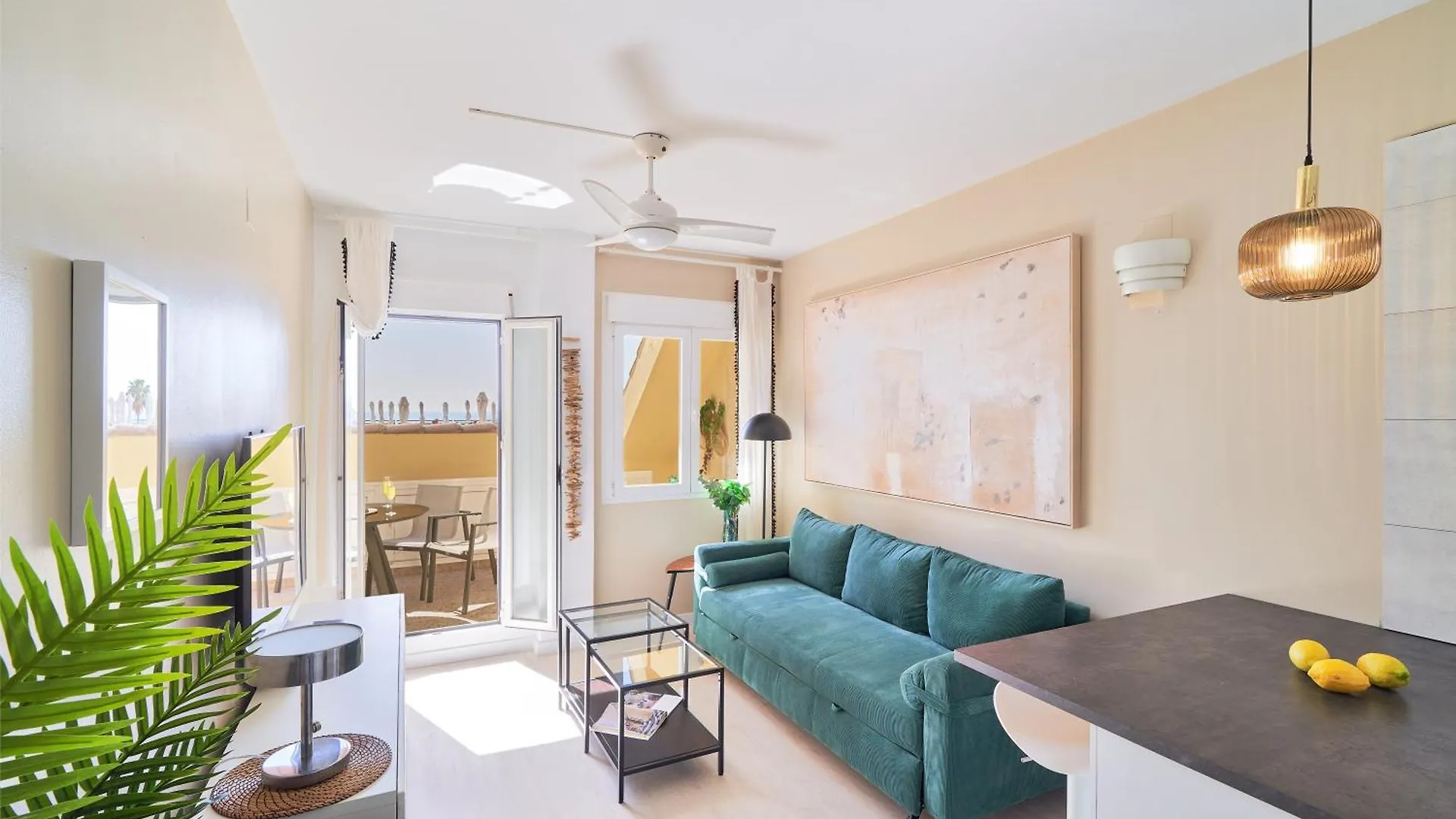 Apartment Perfect Beach Location With Roof Terrace Fuengirola
